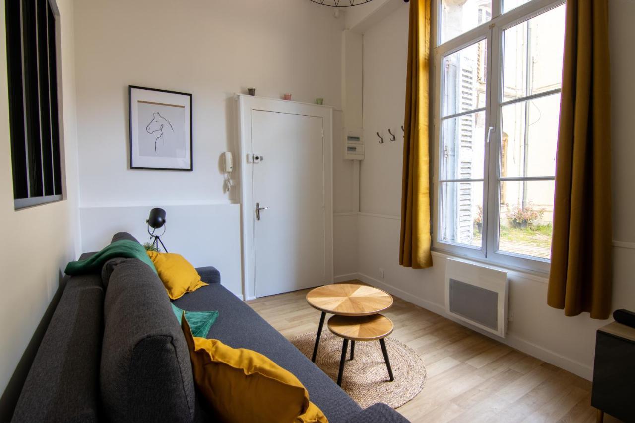 Apt Bords De Loire - Rdc - Au Pied Du Chateau Сомюр Экстерьер фото
